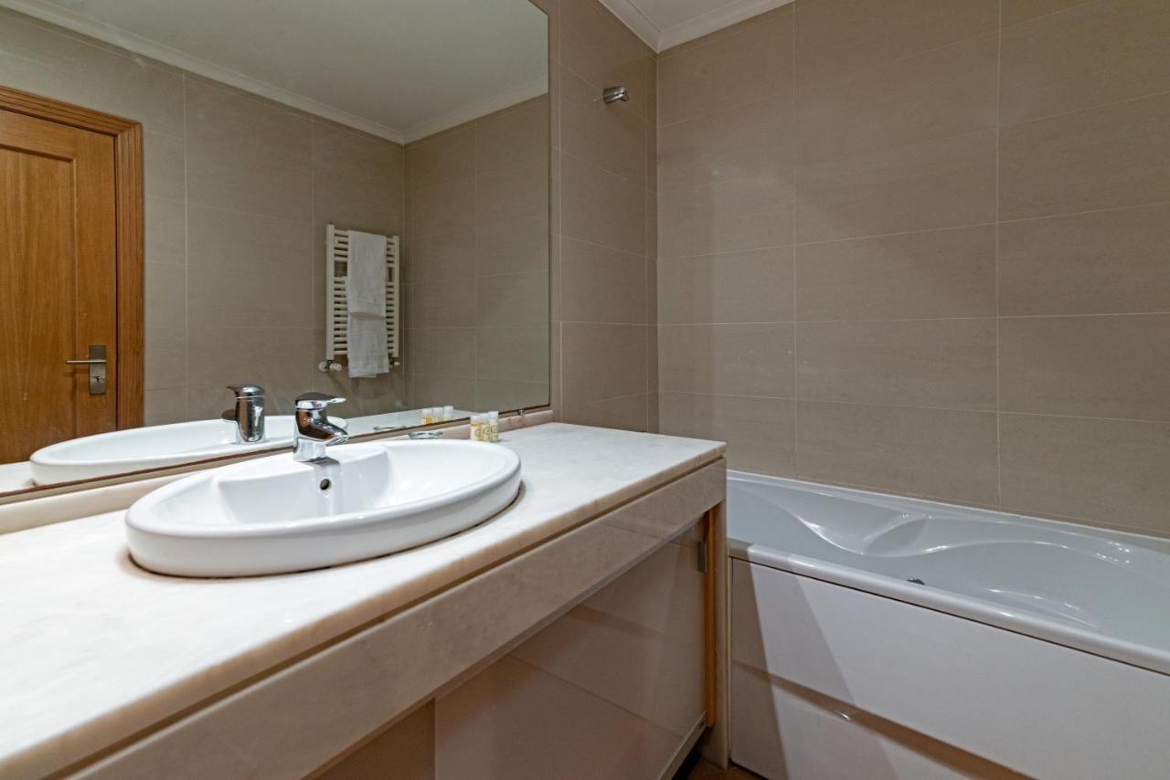 Bafureira Cascais Apartment; Condominio Privado Com Piscina Parede Exterior photo